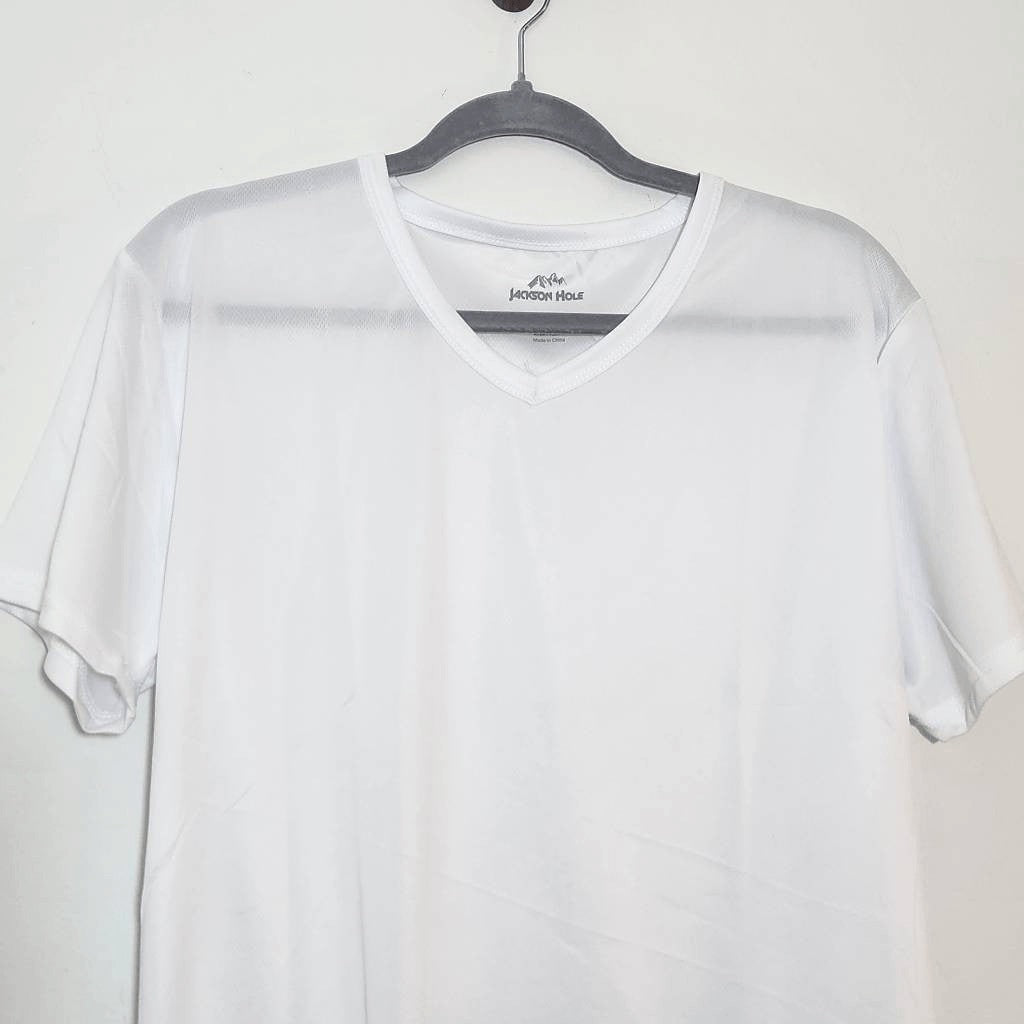 Jackson Hole White Lightweight Base Layer Tee Size Medium NWOT Performance Tee
