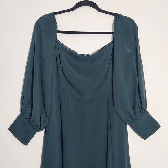 Lulus Emerald Off the Shoulder Maxi Dress NWT Size Large Wedding Guest Dress
