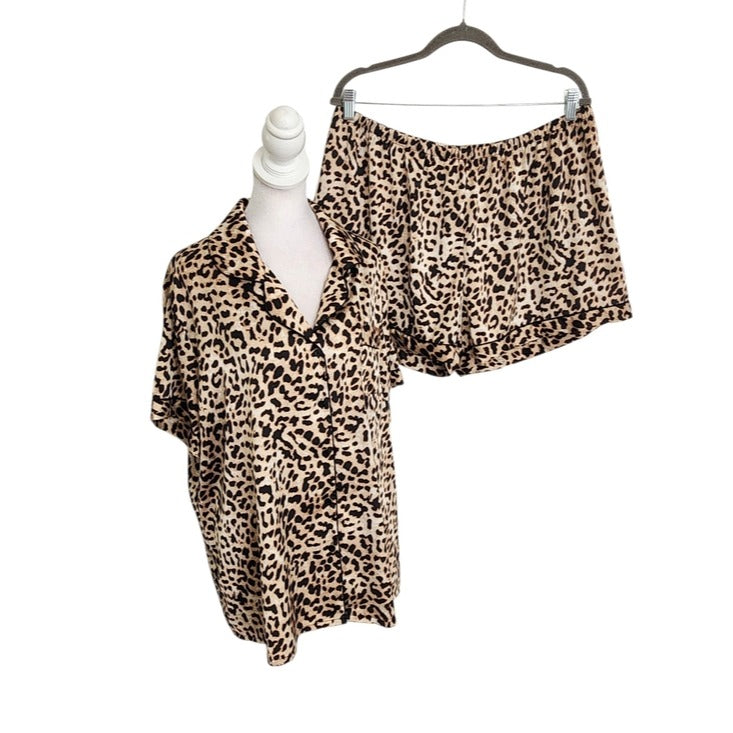 Ekouaer Leopard Print Button Down Pajama Shorts Set Size XXL
