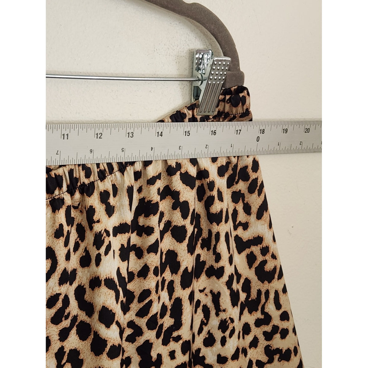 Ekouaer Leopard Print Button Down Pajama Shorts Set Size XXL