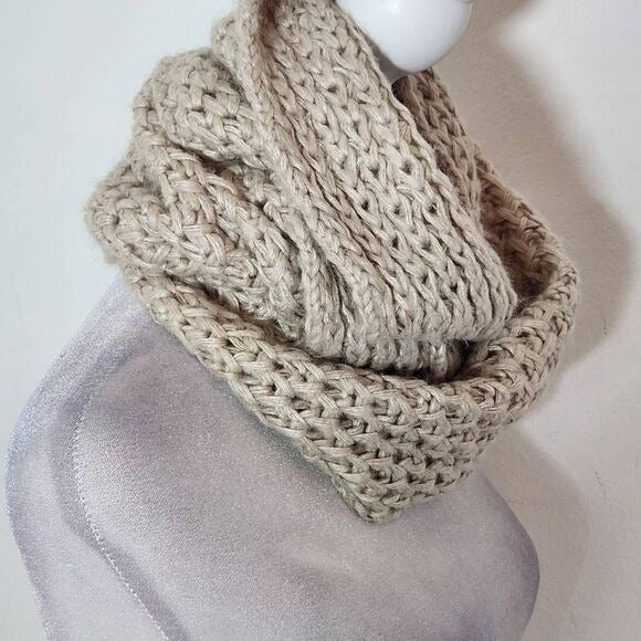 Aeropostale Tan Chunky Knit Scarf One Size Khaki Knit Infinity Scarf