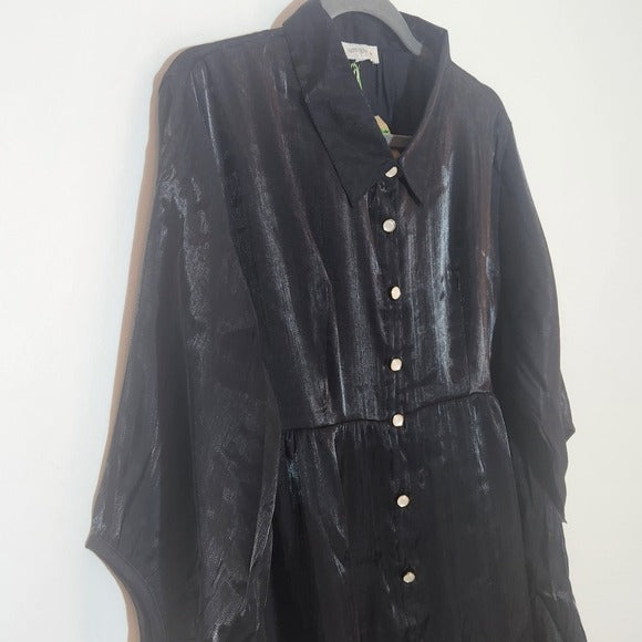 Umgee Black Satin Collared Button-Up Tunic Size 1X NWT