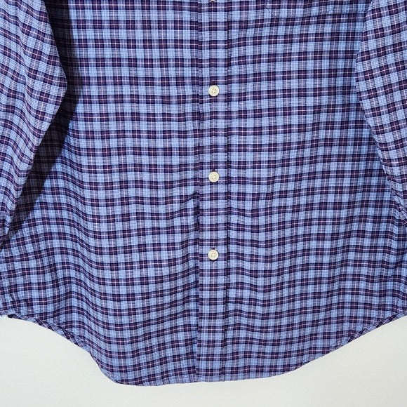 Roundtree & Yorke Men's Blue Plaid Shirt Size Medium Blue and Purple Men's Shirt