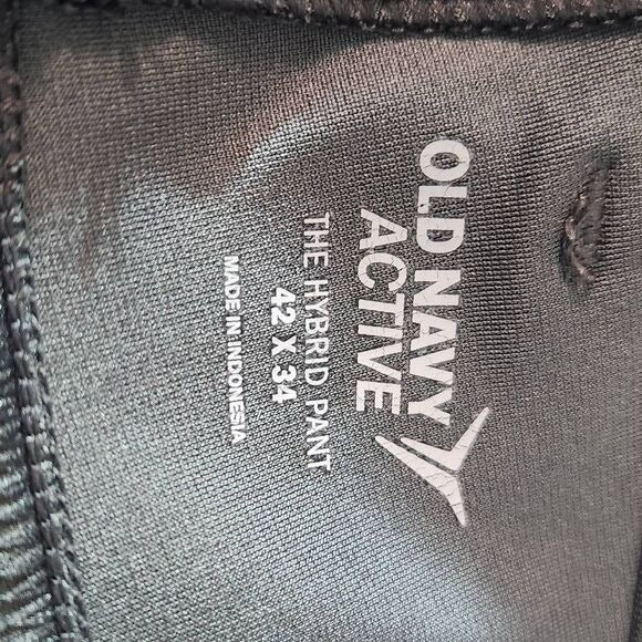 Old Navy Gray Activewear Pants Size 42 X 34 Gray Golf Pants