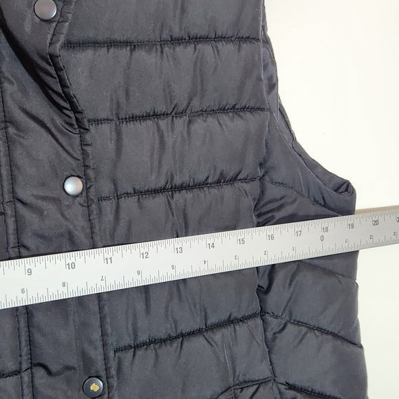 GAP Black Snap -Up Quilted Puffer Vest Size Medium
