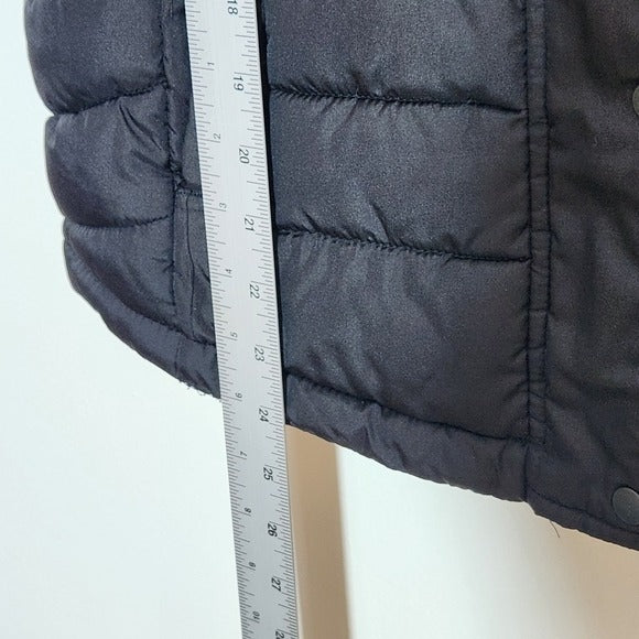 GAP Black Snap -Up Quilted Puffer Vest Size Medium