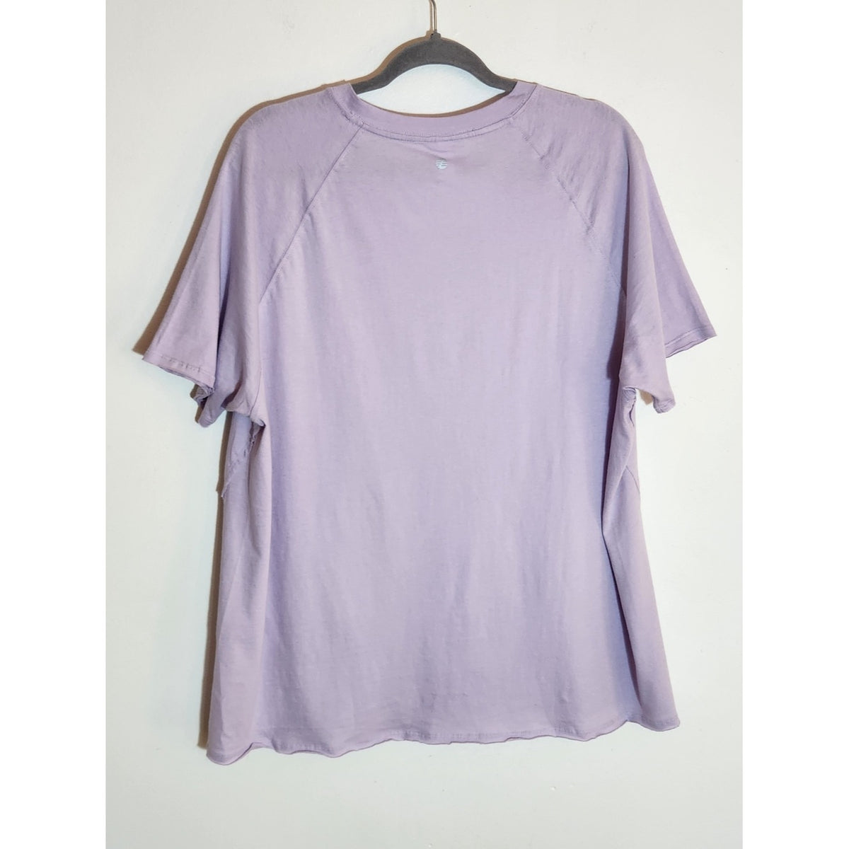 Z by Zella Light Purple Oversized V-Neck Athleisure Tee Size Medium