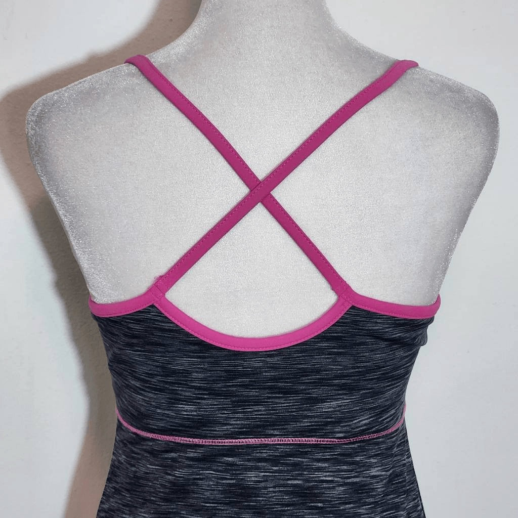 Dakini Gray Athletic Dress with Pink Trim Size XS Heather Gray Sports Dress