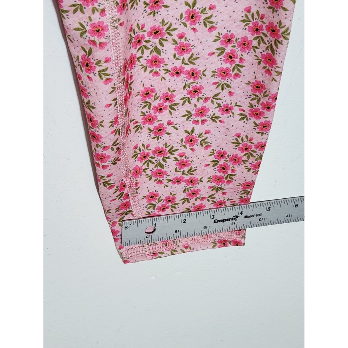 Evolution and Creation Pink and Green Floral Capri Leggings Size Medium
