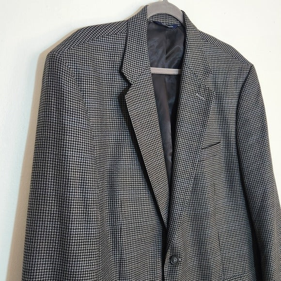 Croft & Barrow Gray and Black Houndstooth Blazer Size 46L