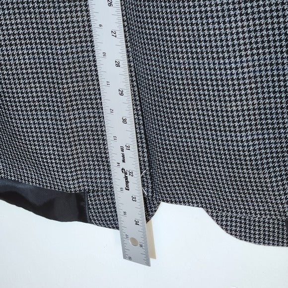Croft & Barrow Gray and Black Houndstooth Blazer Size 46L