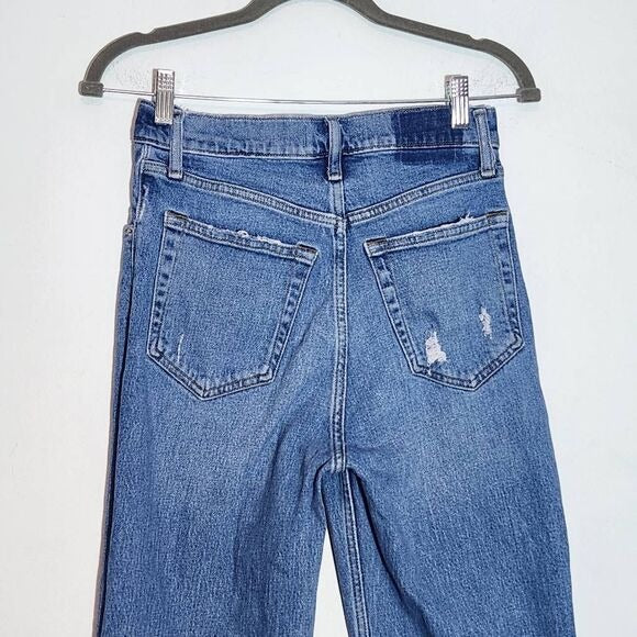 Abercrombie & Fitch Distressed Straight High-Rise Jeans Size 4 90s Fit Jeans