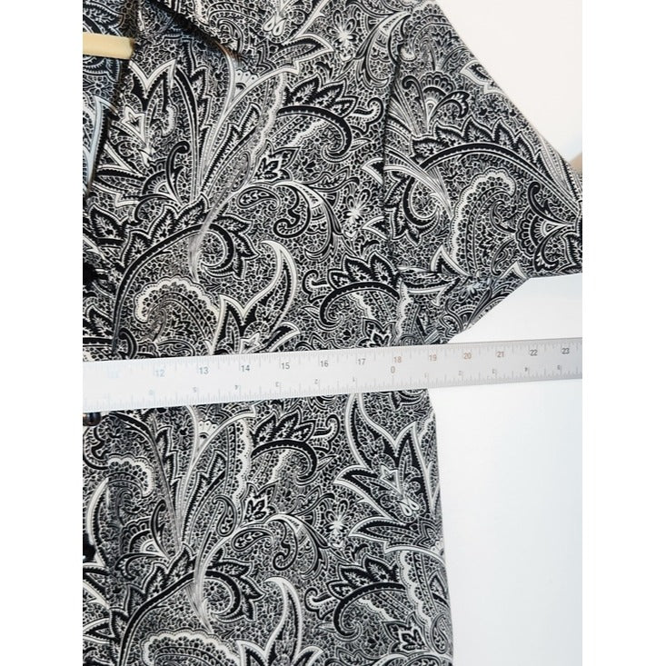 Appleseed's Black and White Paisley Print Button-Up Blouse Size Medium