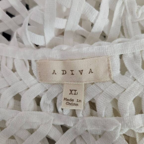 Adiva White Woven Vest Size XL New
