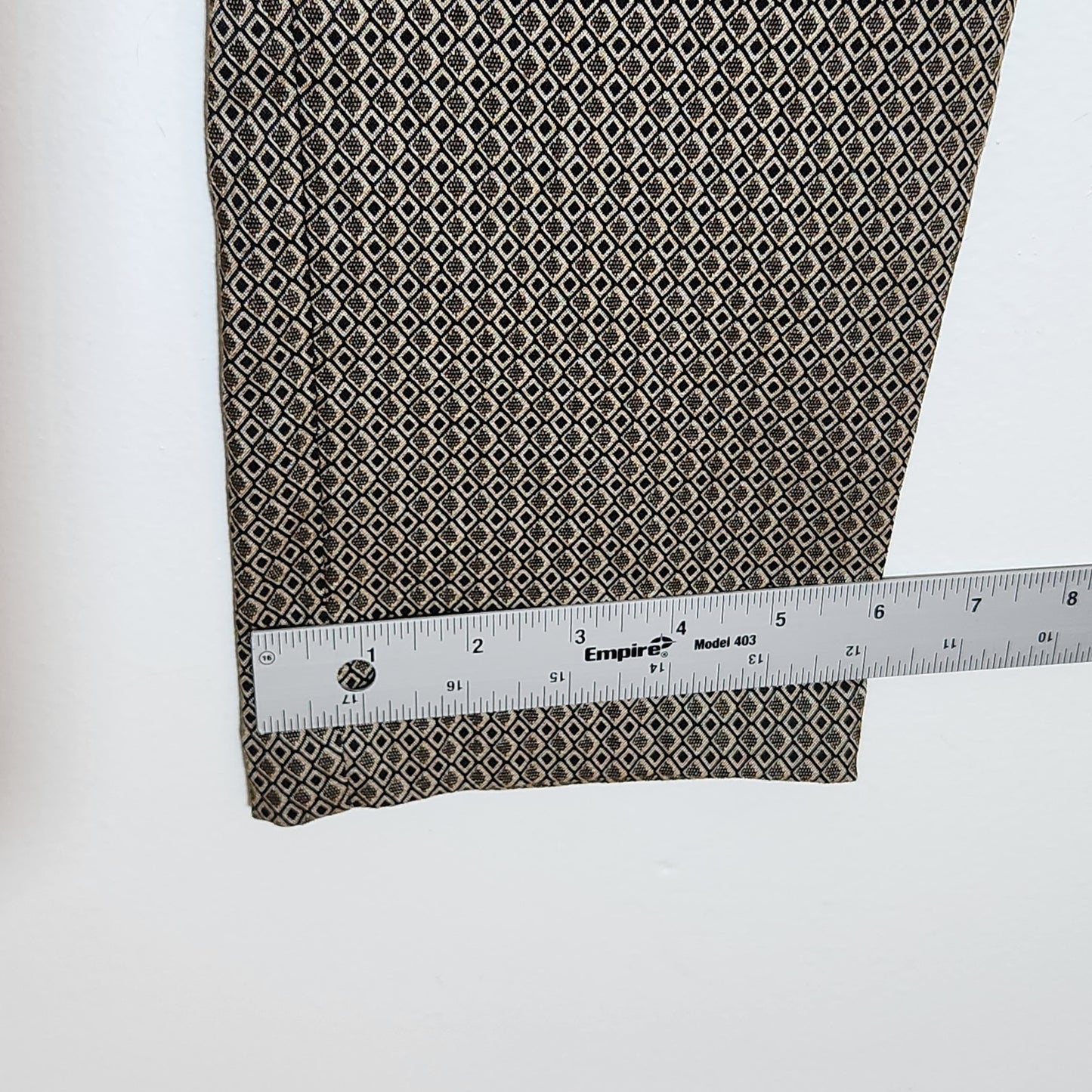 Roz & Ali Black and Tan Diamond Print Slim Fit Pants Size 6