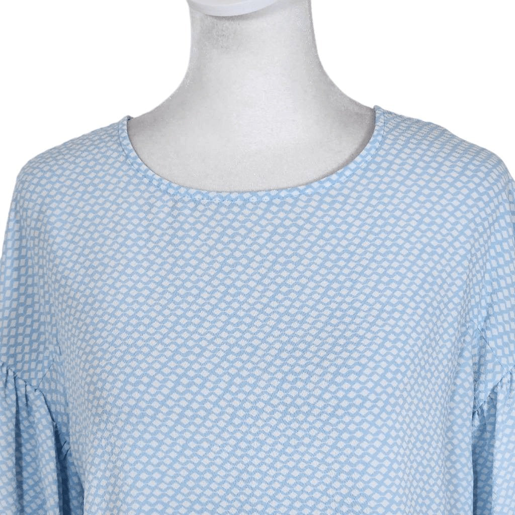 Vince Camuto White and Blue Top with Full Sleeves Size Small Light Blue Blouse