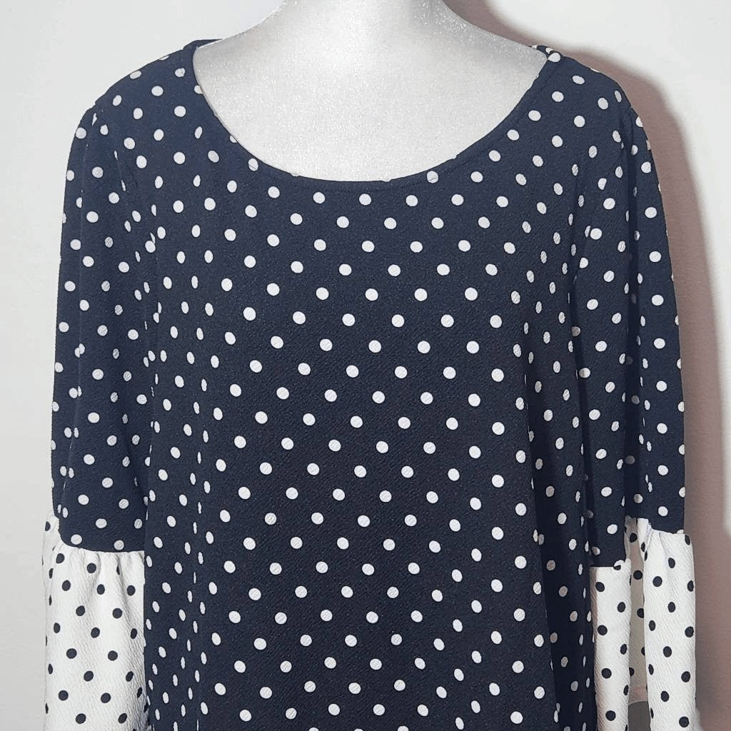 Green Envelope Black and White Polka Dot Blouse with Bell Sleeves NWT Size 1X