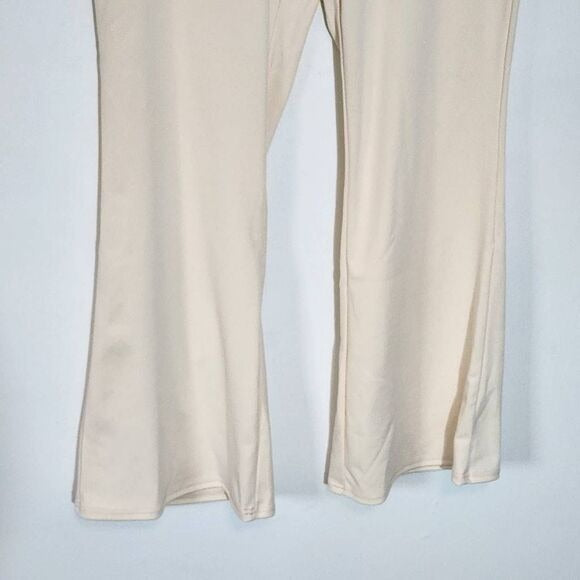 Cream Pull-on Stretchy Yoga Pants Size 2XL Cream Yoga Pants